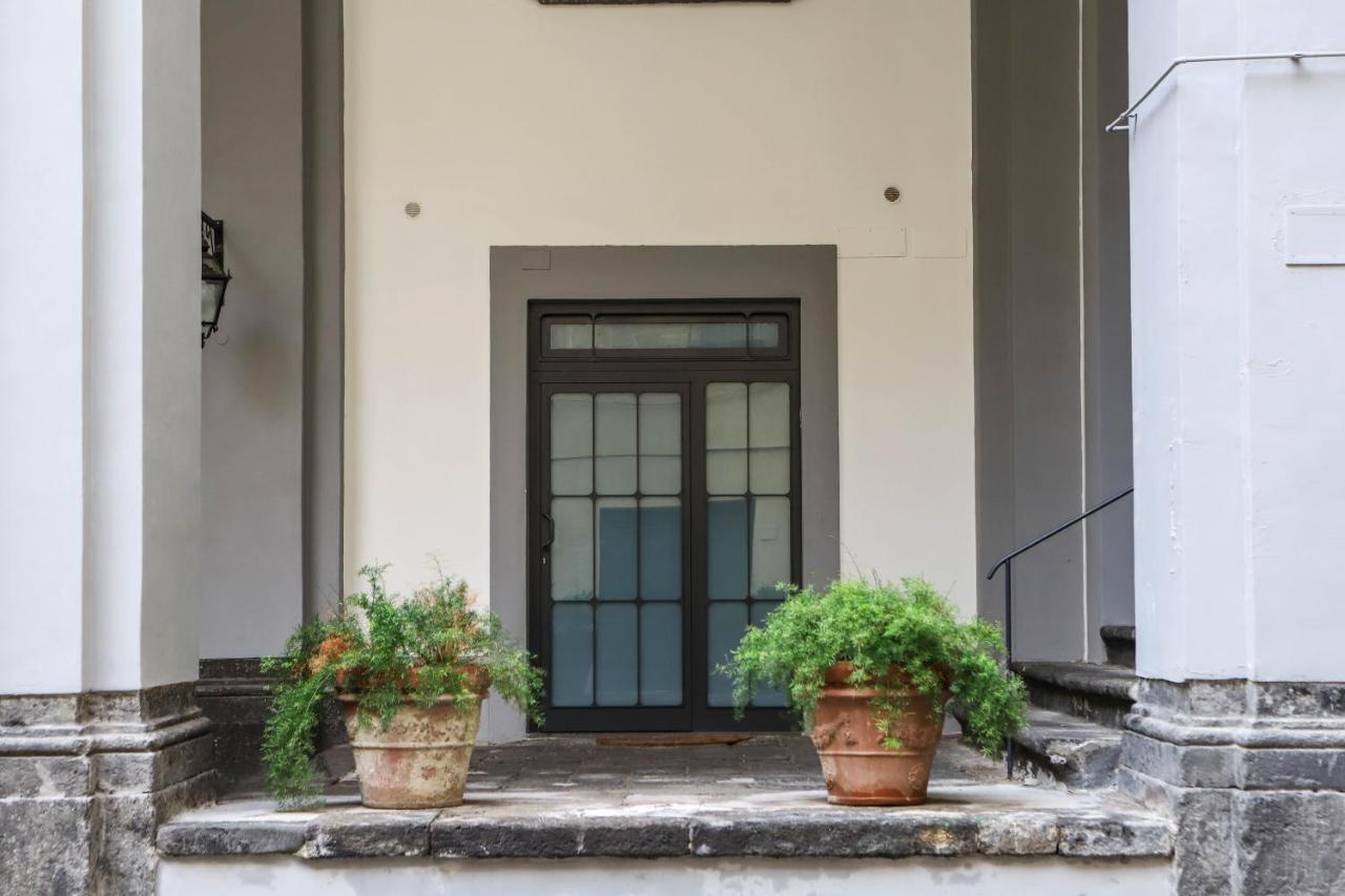 Appartement Il Loggiato By Wonderful Italy à Naples Extérieur photo