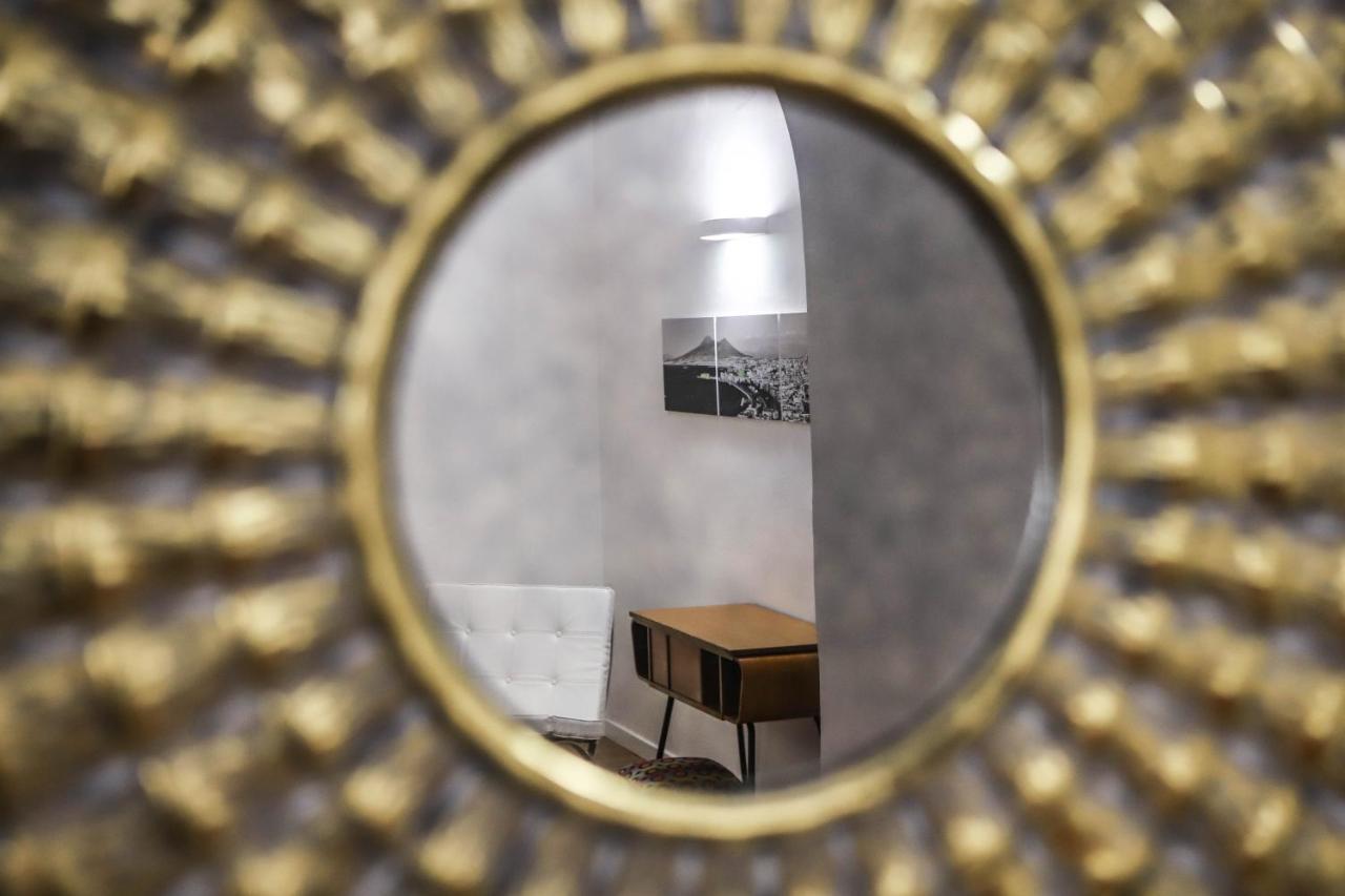 Appartement Il Loggiato By Wonderful Italy à Naples Extérieur photo